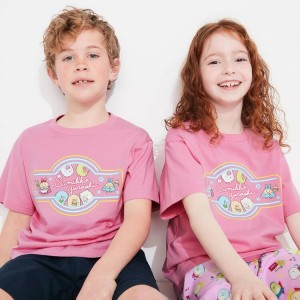 Camiseta Uniqlo Sumikkogurashi Ut Estampadas Niños Rosas | 5364YPDEU