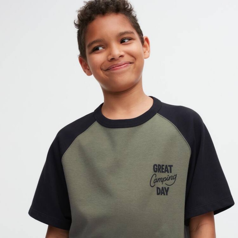 Camiseta Uniqlo Airism Algodon Estampadas Niños Verde Oliva | 8270HXLRM